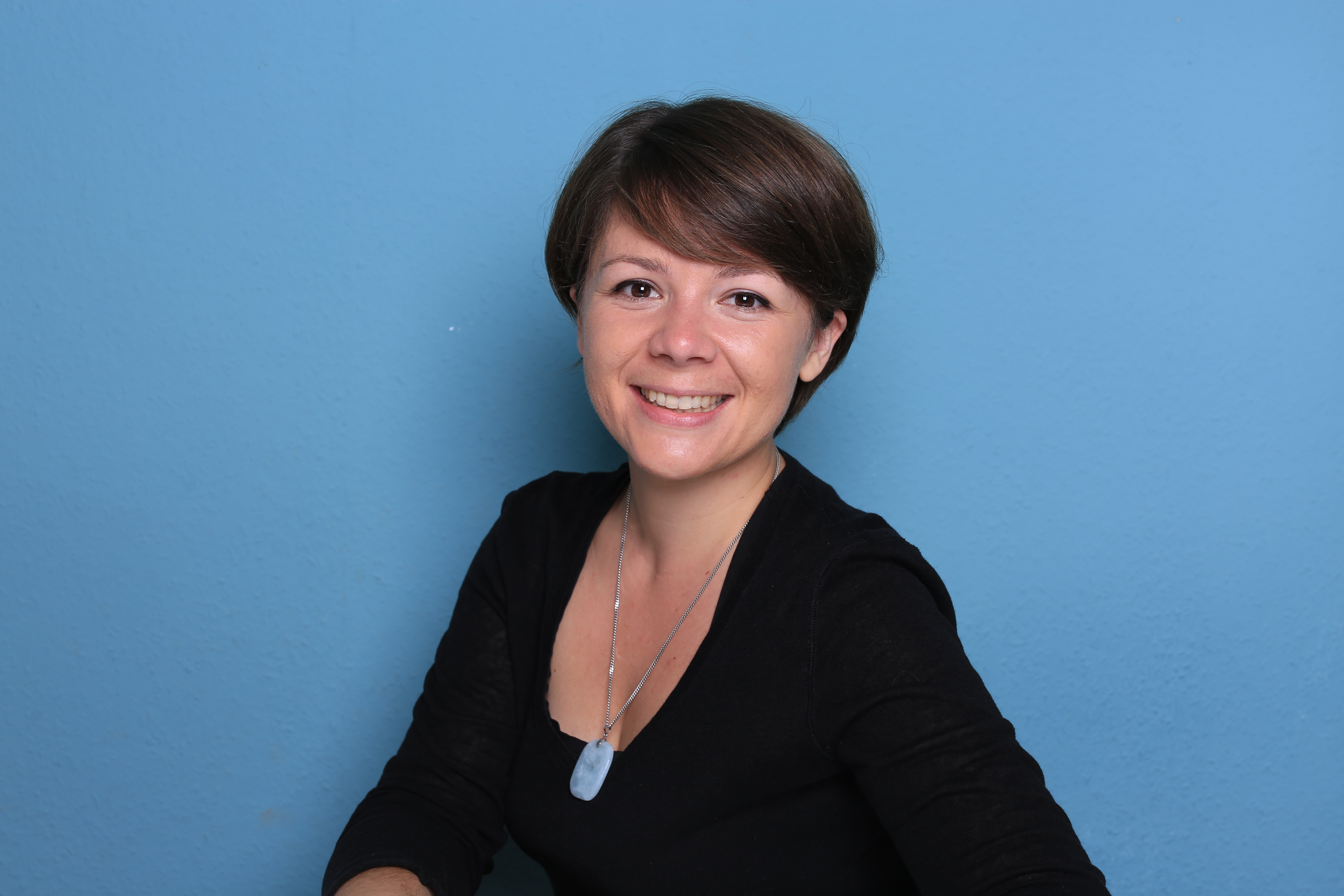 Portrait de Hélène Buson, consultante en communication à Annecy, Haute-Savoie
